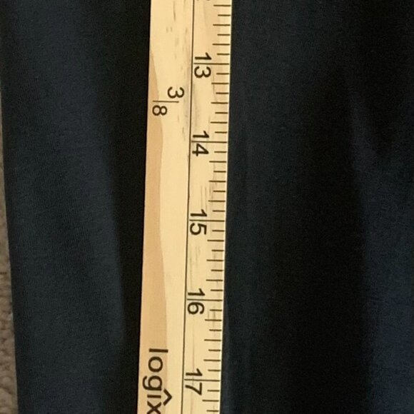 Adidas | Women's Essentials Linear Tights | Size Medium - Picture 7 of 9